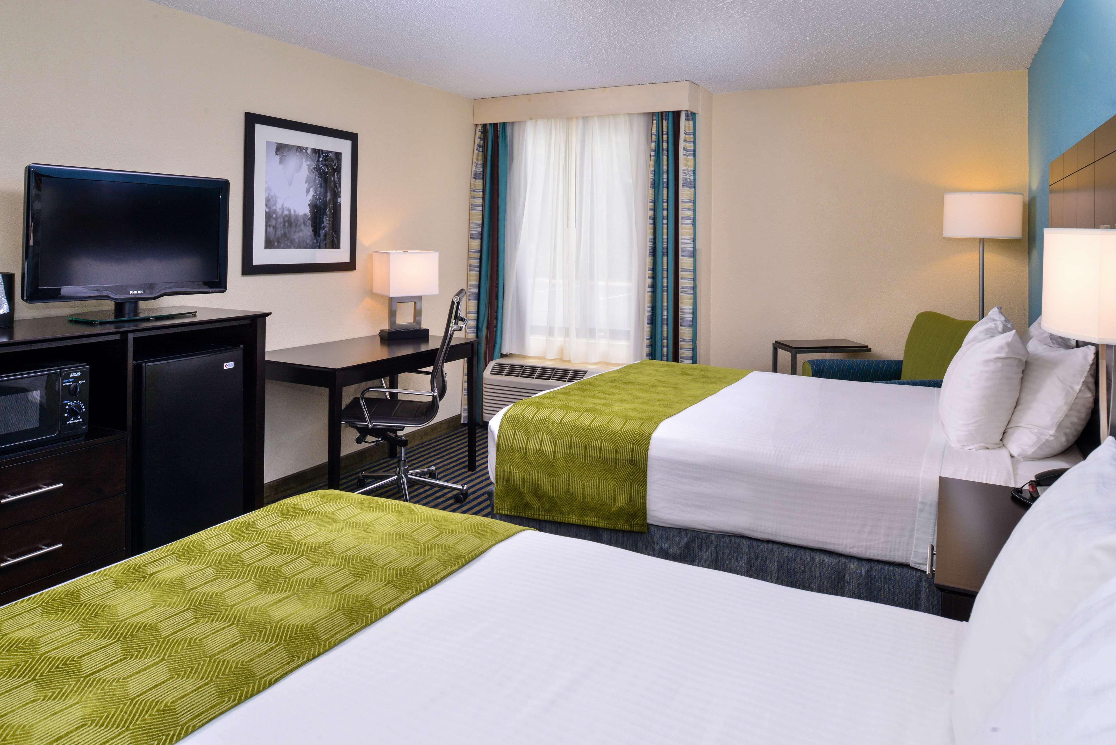 Best Western Лийсбърг Екстериор снимка