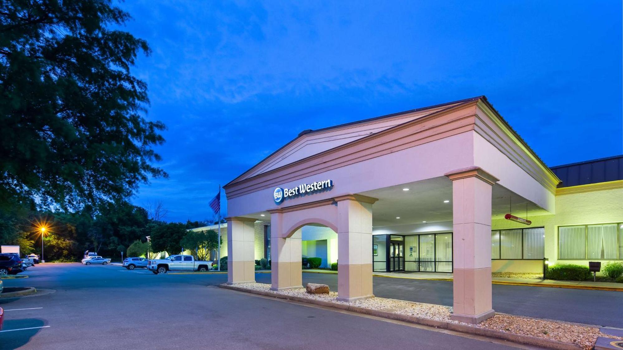 Best Western Лийсбърг Екстериор снимка