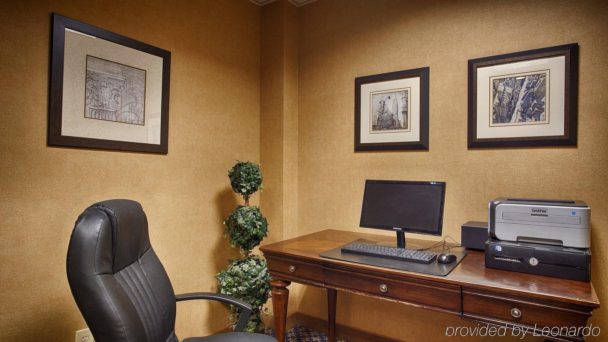 Best Western Лийсбърг Екстериор снимка