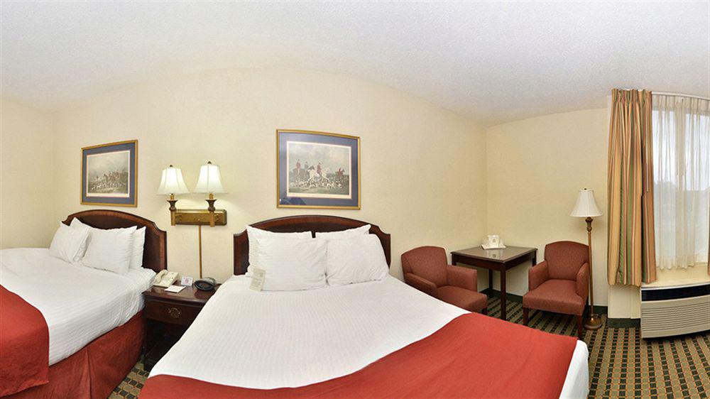 Best Western Лийсбърг Екстериор снимка
